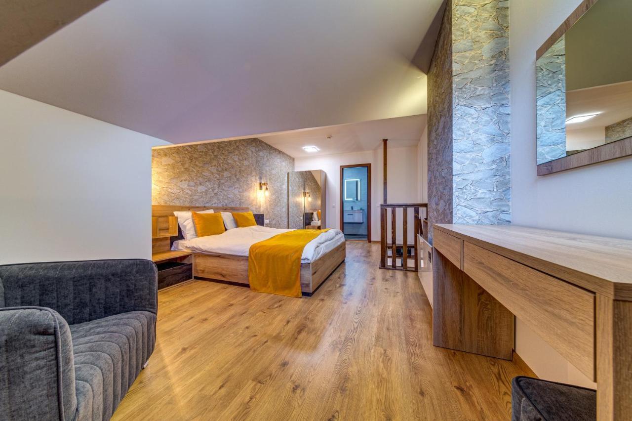 Skyday Penthouse Deluxe At Oak Residence Smolyan Exteriör bild